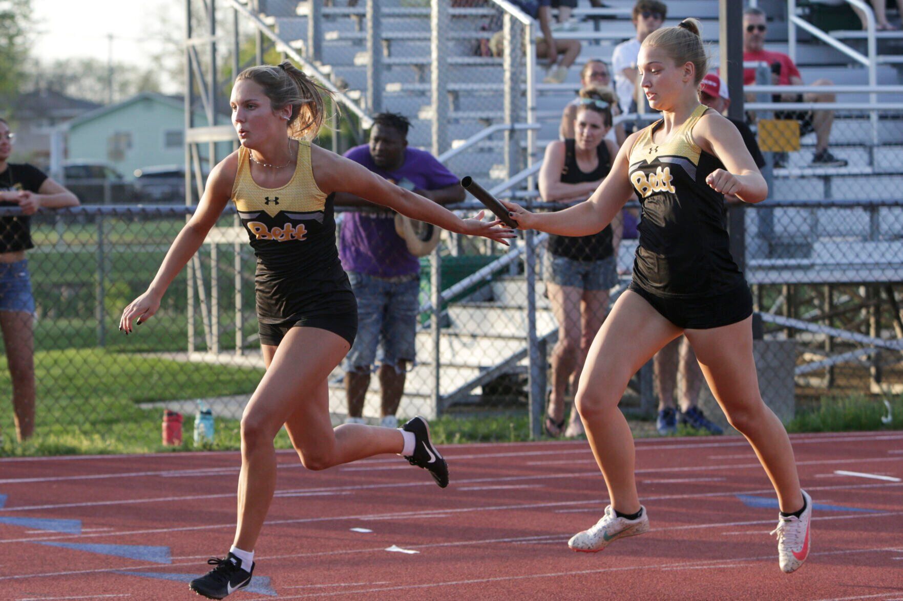 051222-qc-spt-district track-69.jpg